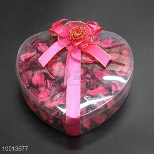 Heart shaped dry flower <em>sachet</em>
