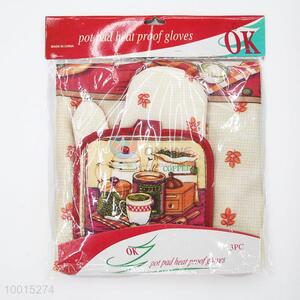 Wholesale A Set of Green Snowman Polyester Insulation Mat/<em>Pot</em> Holder，Microwave Oven Glove and Apron