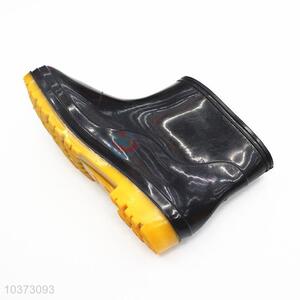 Wholesale low price men outdoor rainshoes