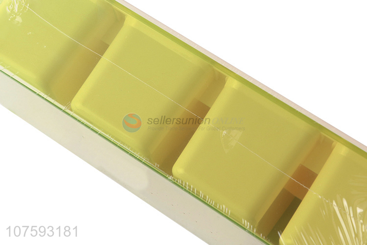 Good quality plastic seasoning can condiment bottles spices box