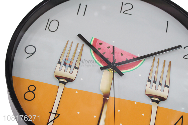 Online wholesale stylish cutlery round wall clock for home decor