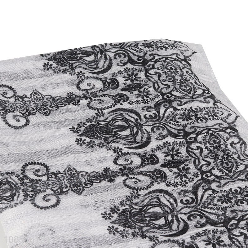 Good quality women scarf thin fashionable polyester scarf