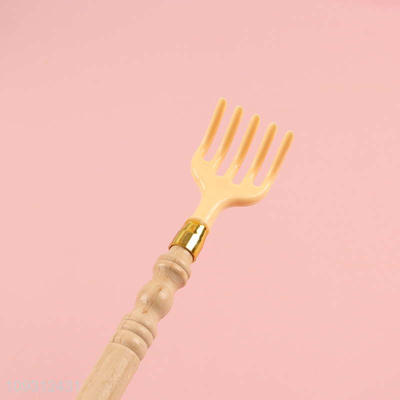 Low price bamboo shoes horn back scratcher massager