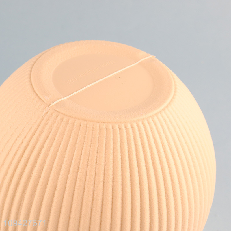 Vertical Ribbed Design Decorative Flower Pots