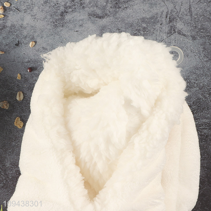 Wholesale white winter polyester home floor slippers