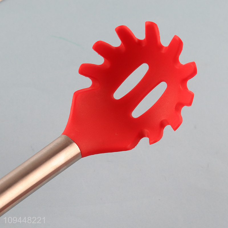 Good quality kitchen utensil non-stick cooking spatula for sale