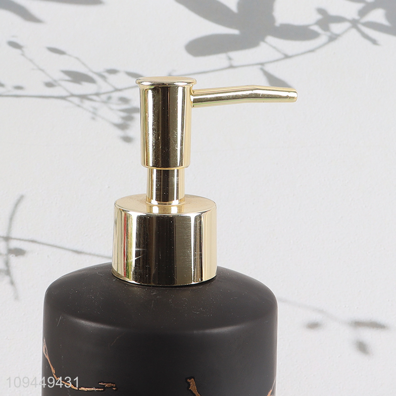 Top products simple bathroom liquid soap dispenser