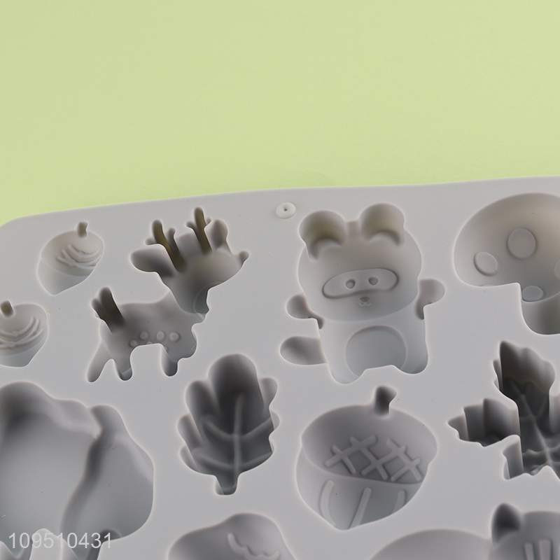 China supplier cartoon silicone chocolate mold for sale