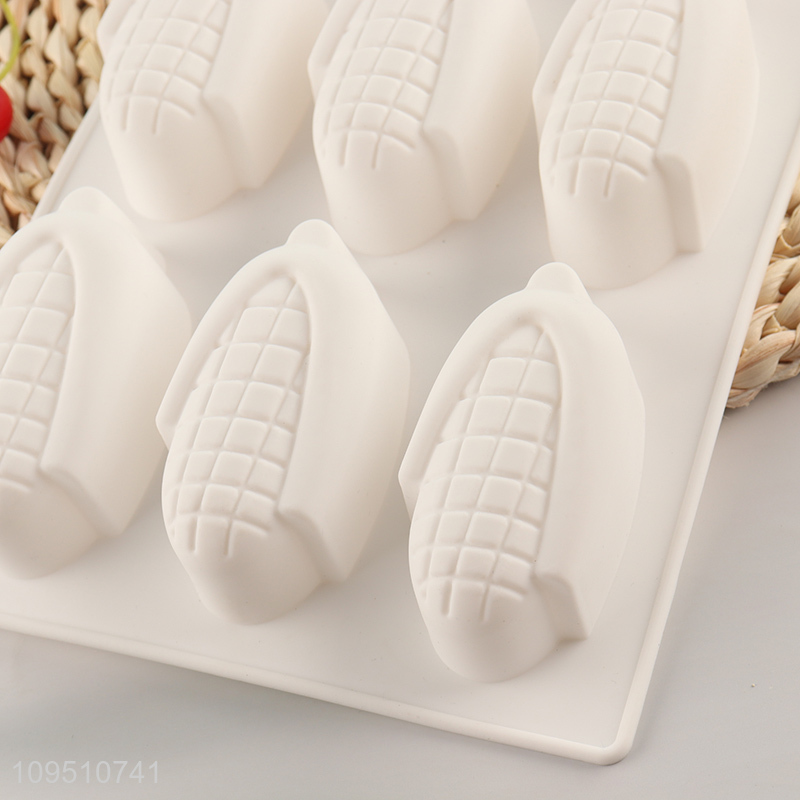 Hot sale home kitchen silicone cake mold