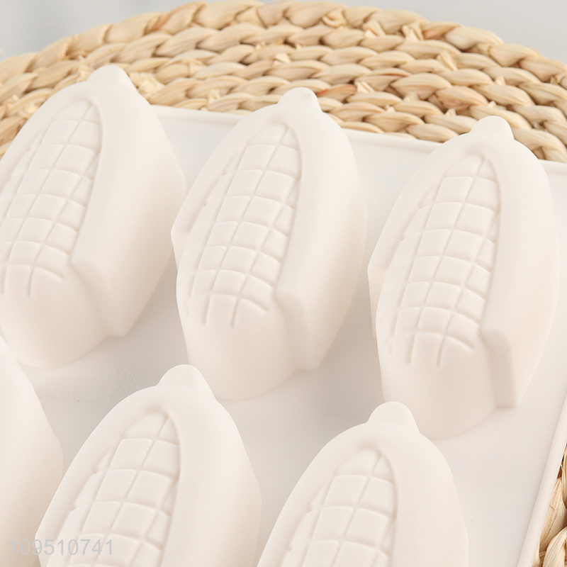 Hot sale home kitchen silicone cake mold