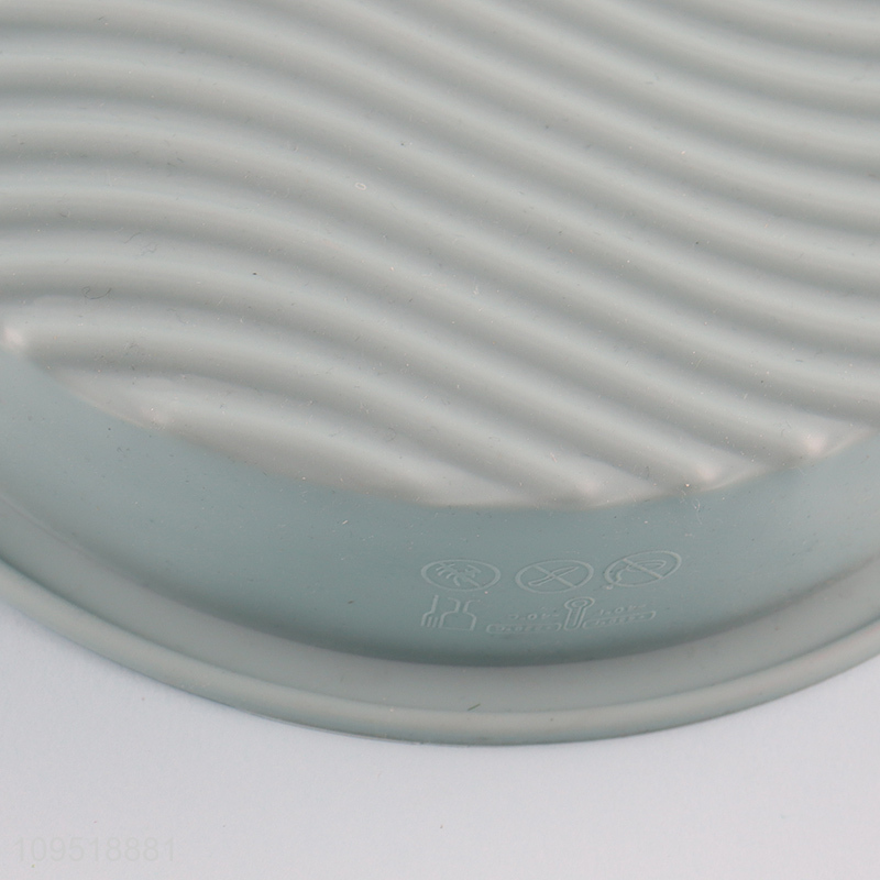 Latest products   silicone cake mold with handle