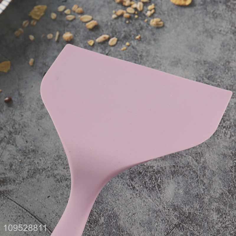 Popular products frying pan turner for kitchen utensil