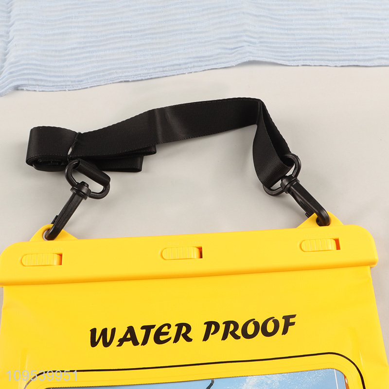Latest products waterproof mobile phone bag messenger bag