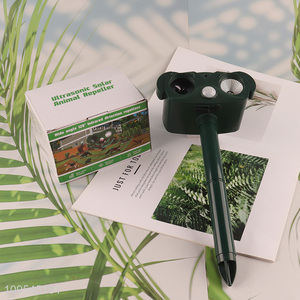 Hot sale solar ultrasonic animal repeller for outdoor